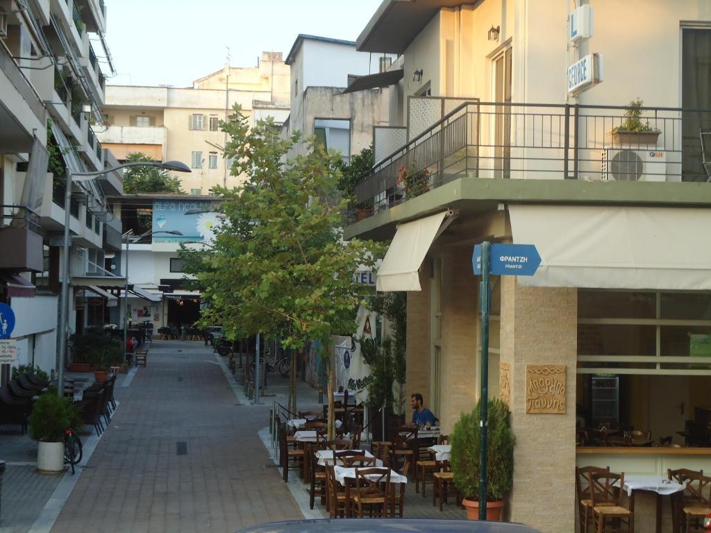 Hotel George Kalamata Exterior photo